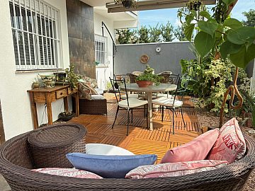 Sobrado 3 Dorm na Igara Canoas-RS